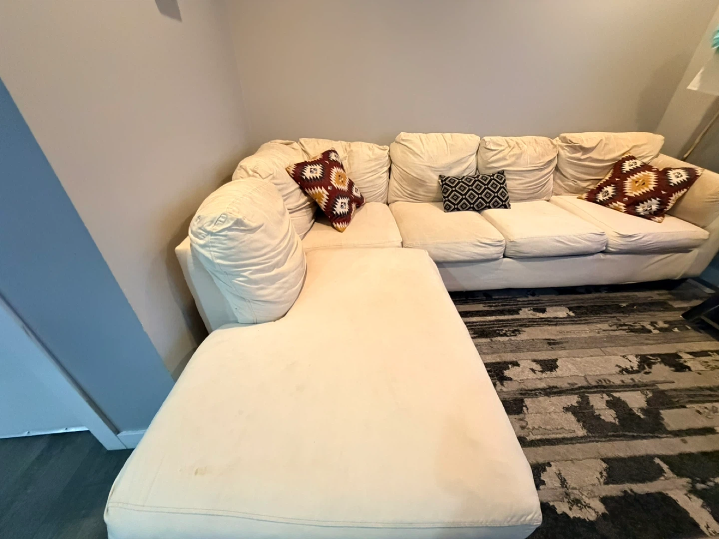 Cream Sectional Sofa with Chaise