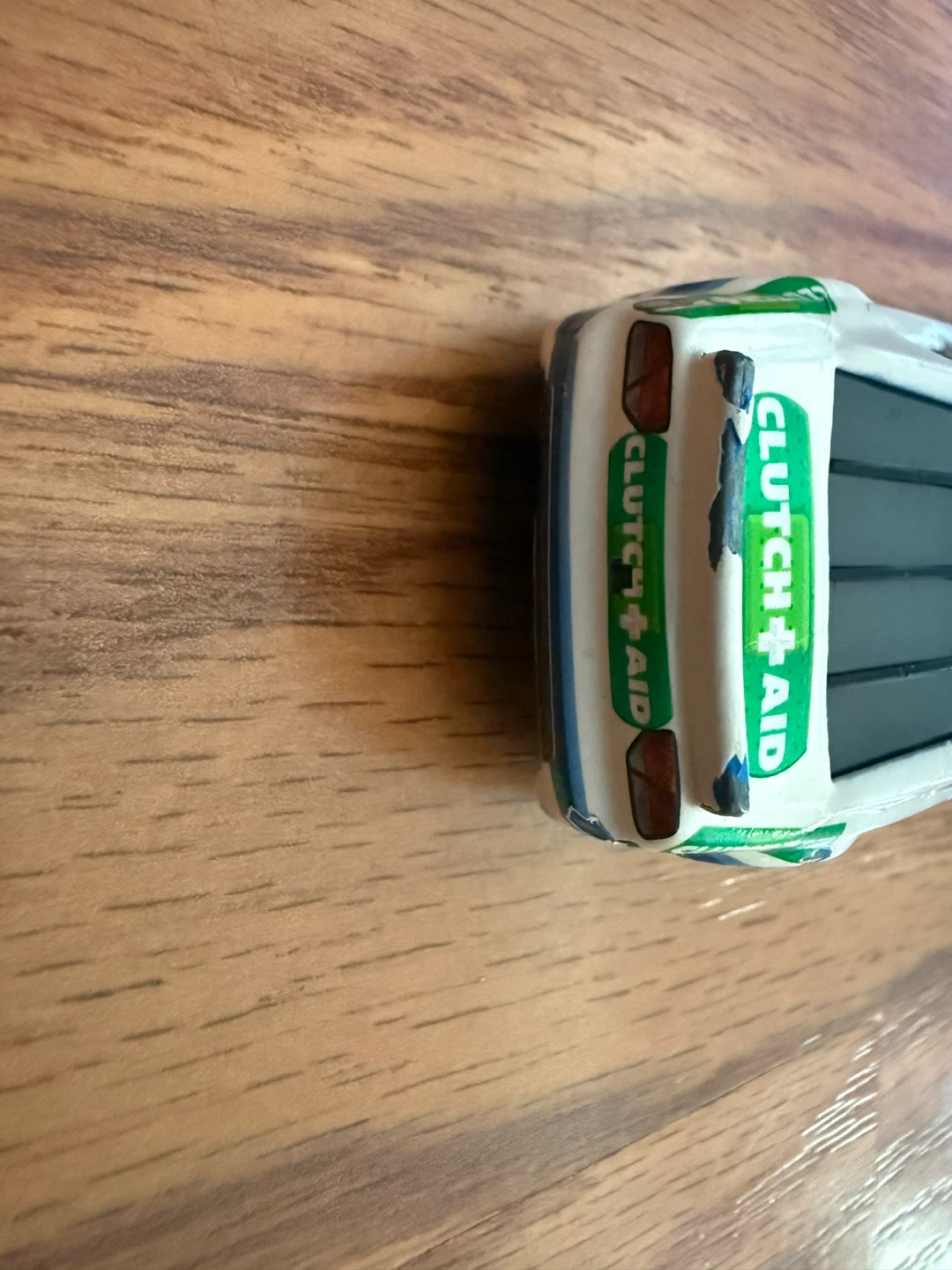 Disney Pixar Cars Clutch Aid 121 Toy Car - photo 5