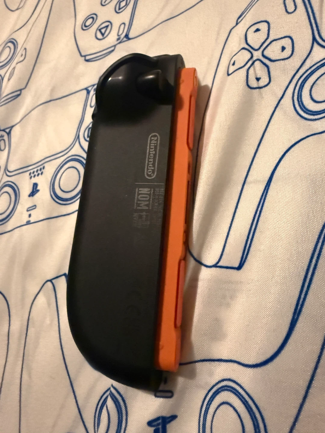 Nintendo Switch Joy-Con (R) Controller - Orange/Black - photo 2