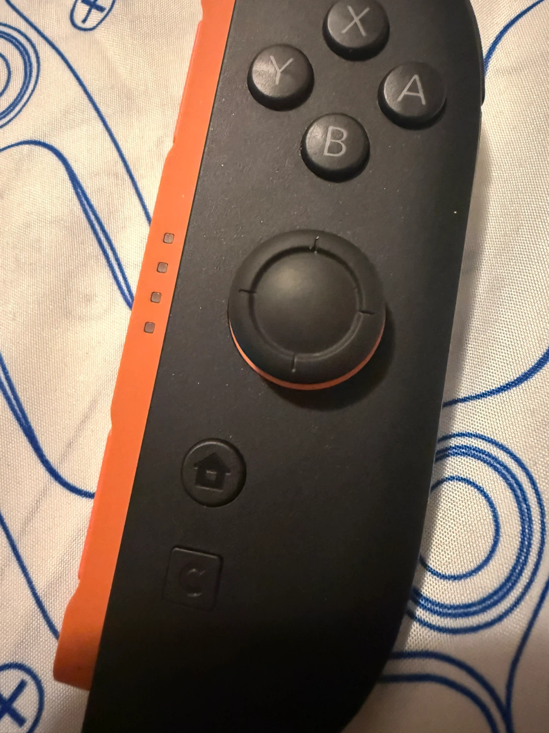 Nintendo Switch Joy-Con (R) Controller - Orange/Black - photo 3