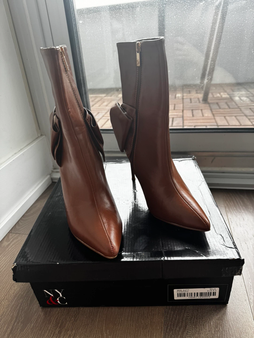 NYC Company Brown Bow Ankle Boots - photo 3