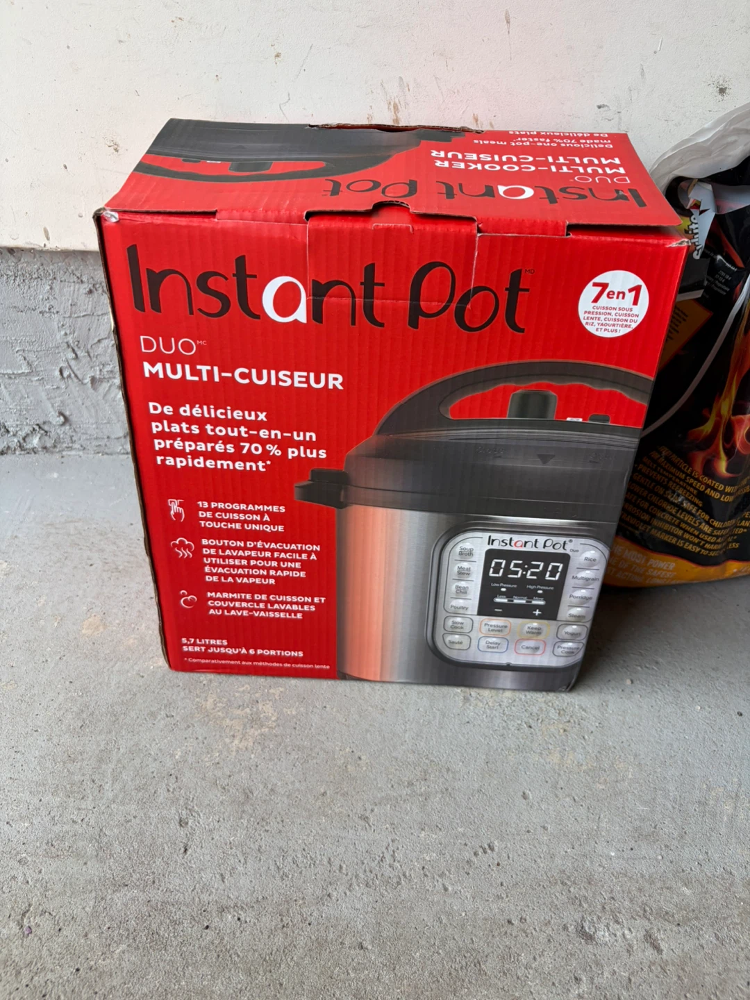 Instant Pot Duo Multi-Cooker 5.7L