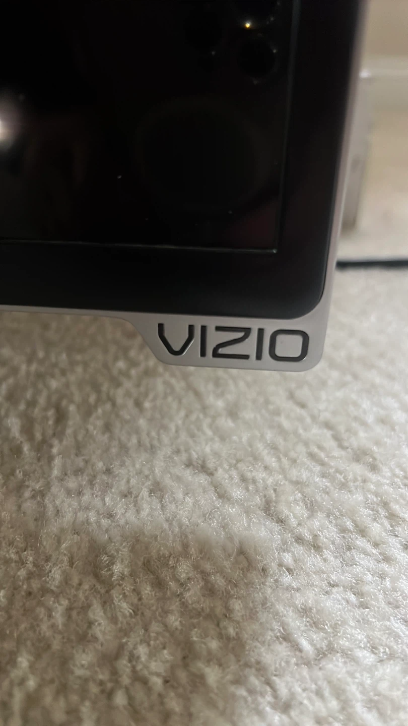 VIZIO TV with Remote - photo 3