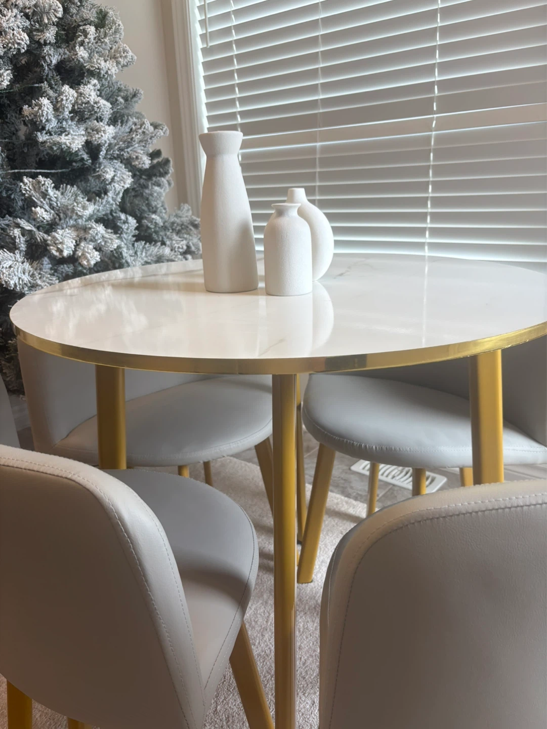 Set of 4White Ceramic Vases