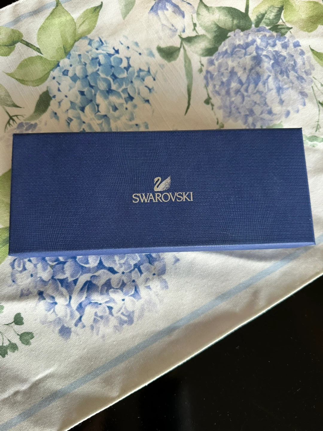 Swarovski Flower Pendant Necklace - photo 4