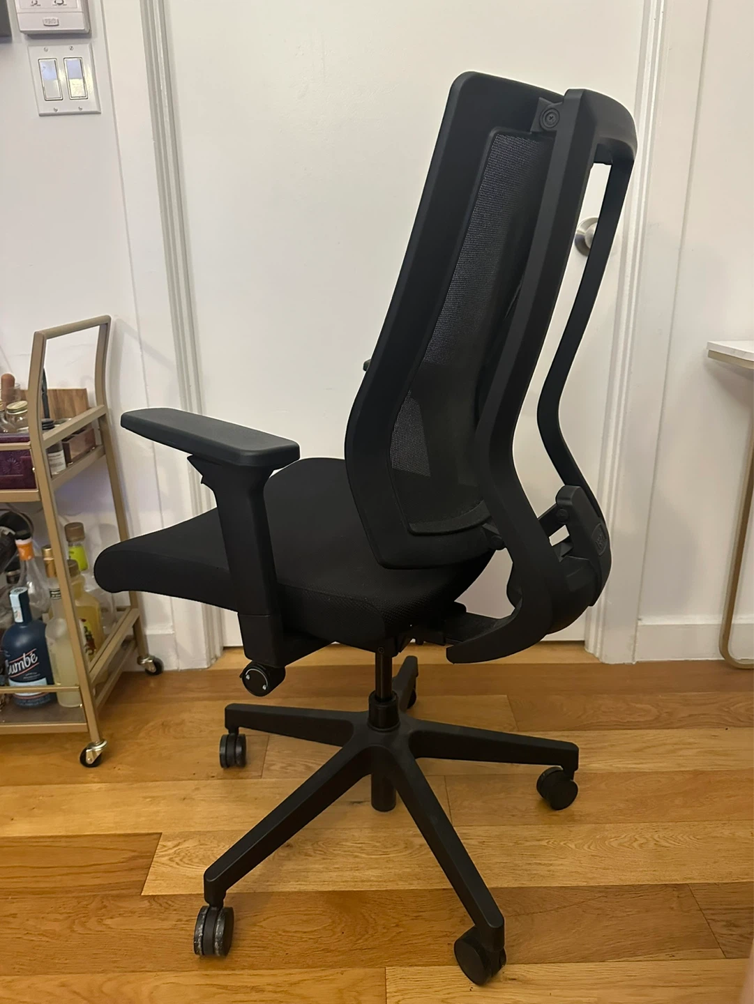 Vari Ergonomic Office Chair – $250 OBO - photo 2