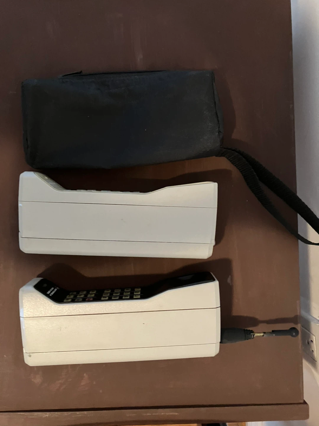 Motorola DynaTAC 8000x and Transport Phone - photo 2