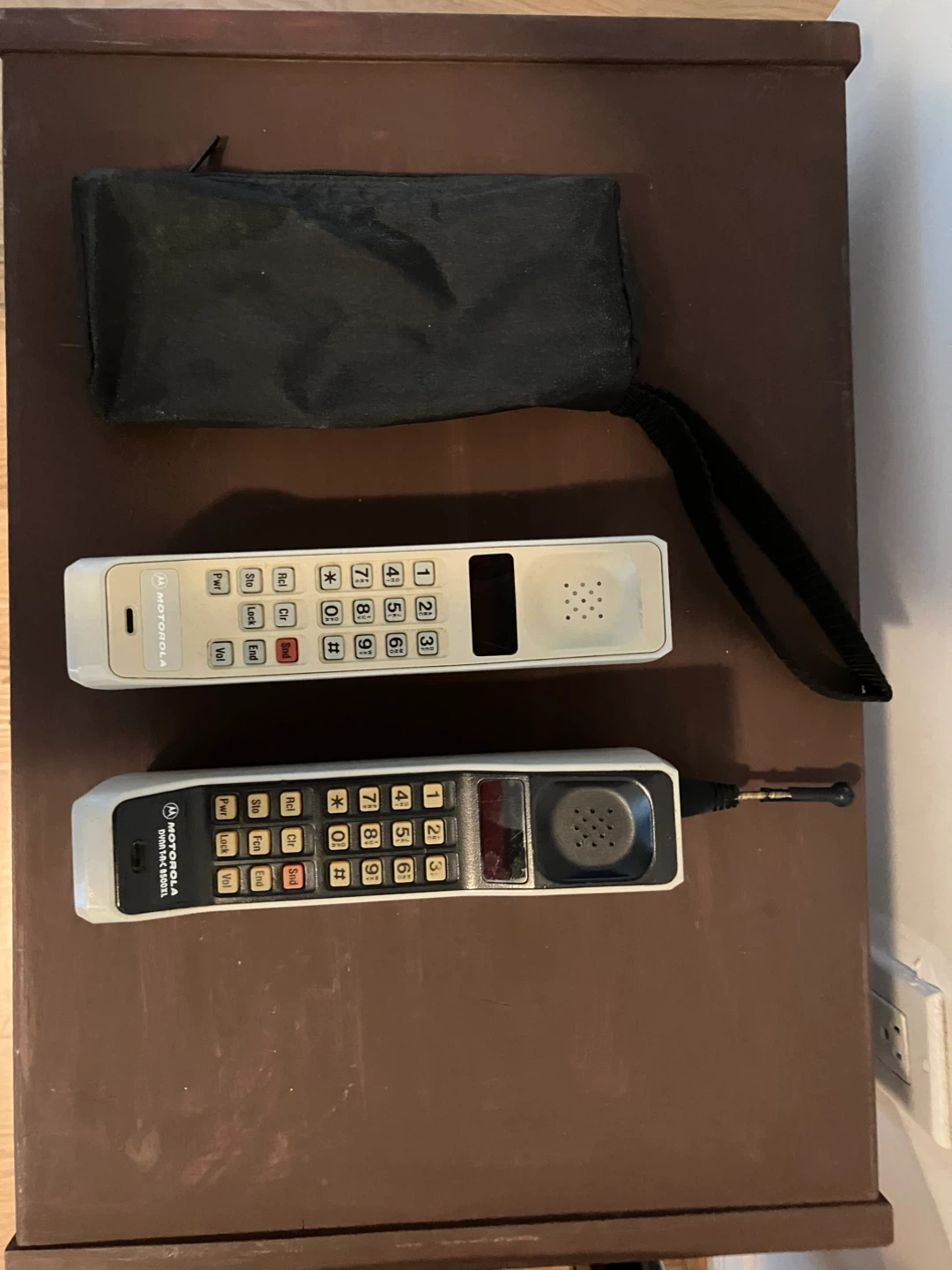 Motorola DynaTAC 8000x and Transport Phone - photo 5