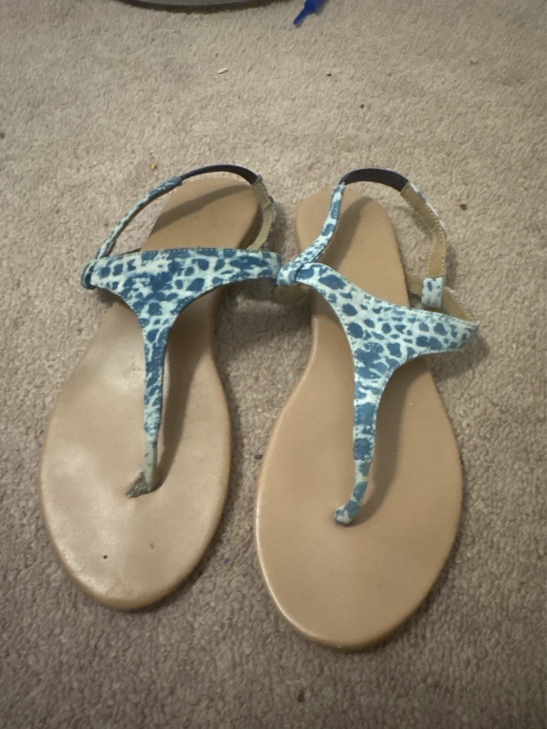 Vionic Women's Blue Leopard Print T-Strap Sandals - photo 2