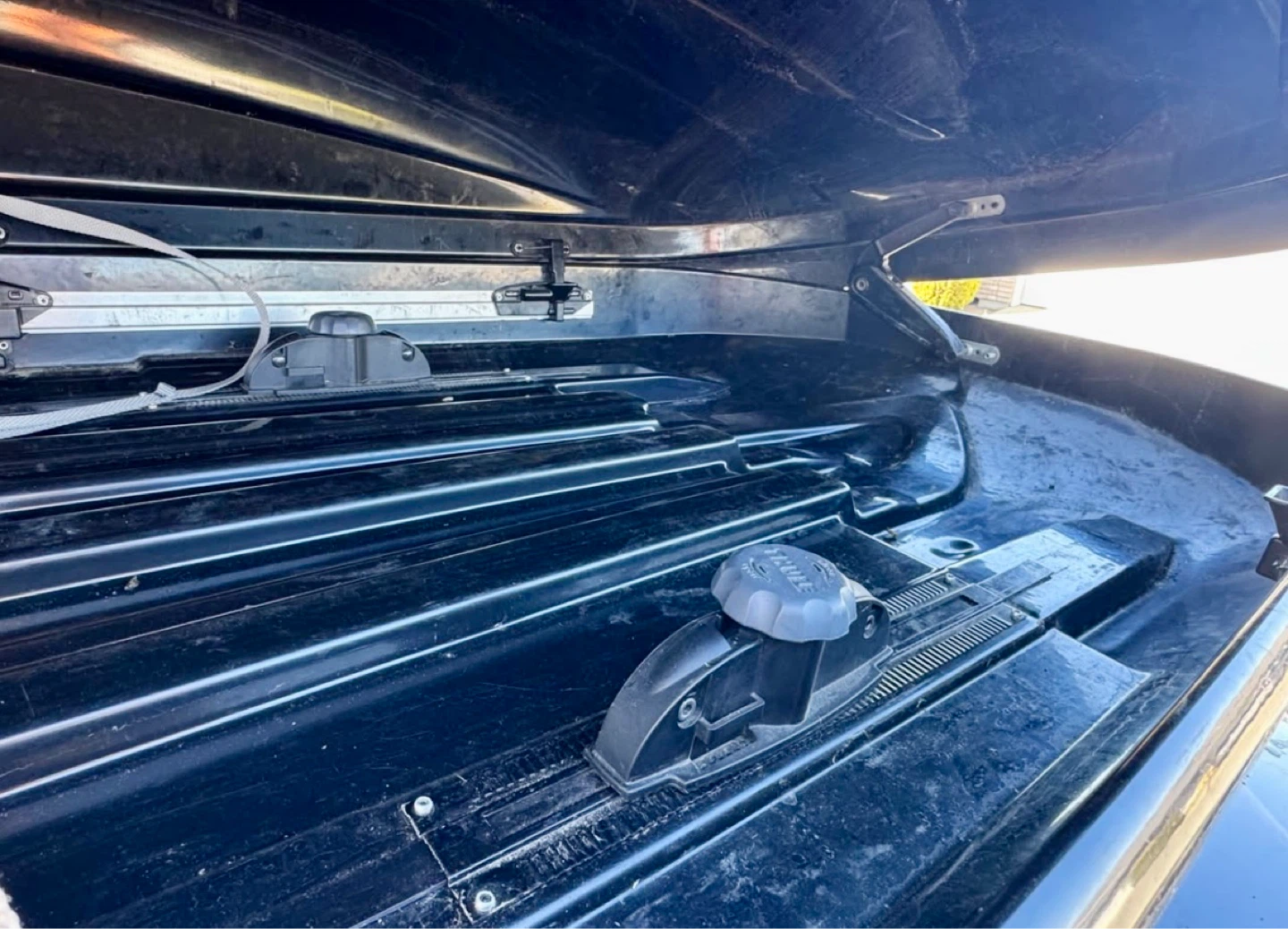 Thule Pulse L Roof Box Cargo Carrier - photo 4
