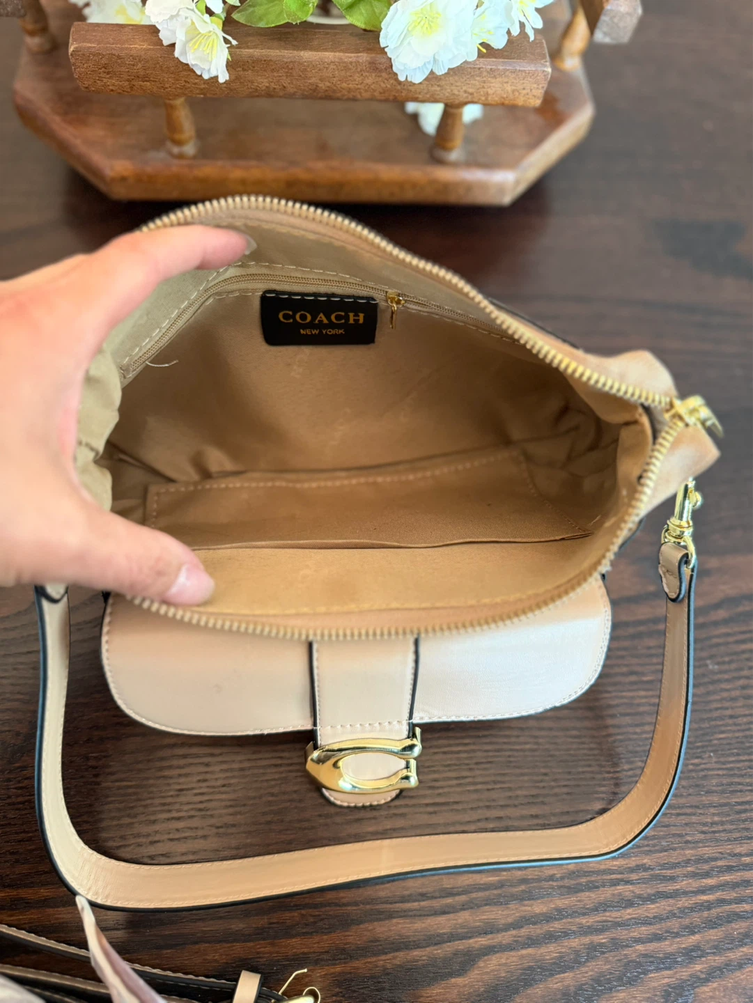 Tabby Shoulder Bag - photo 2
