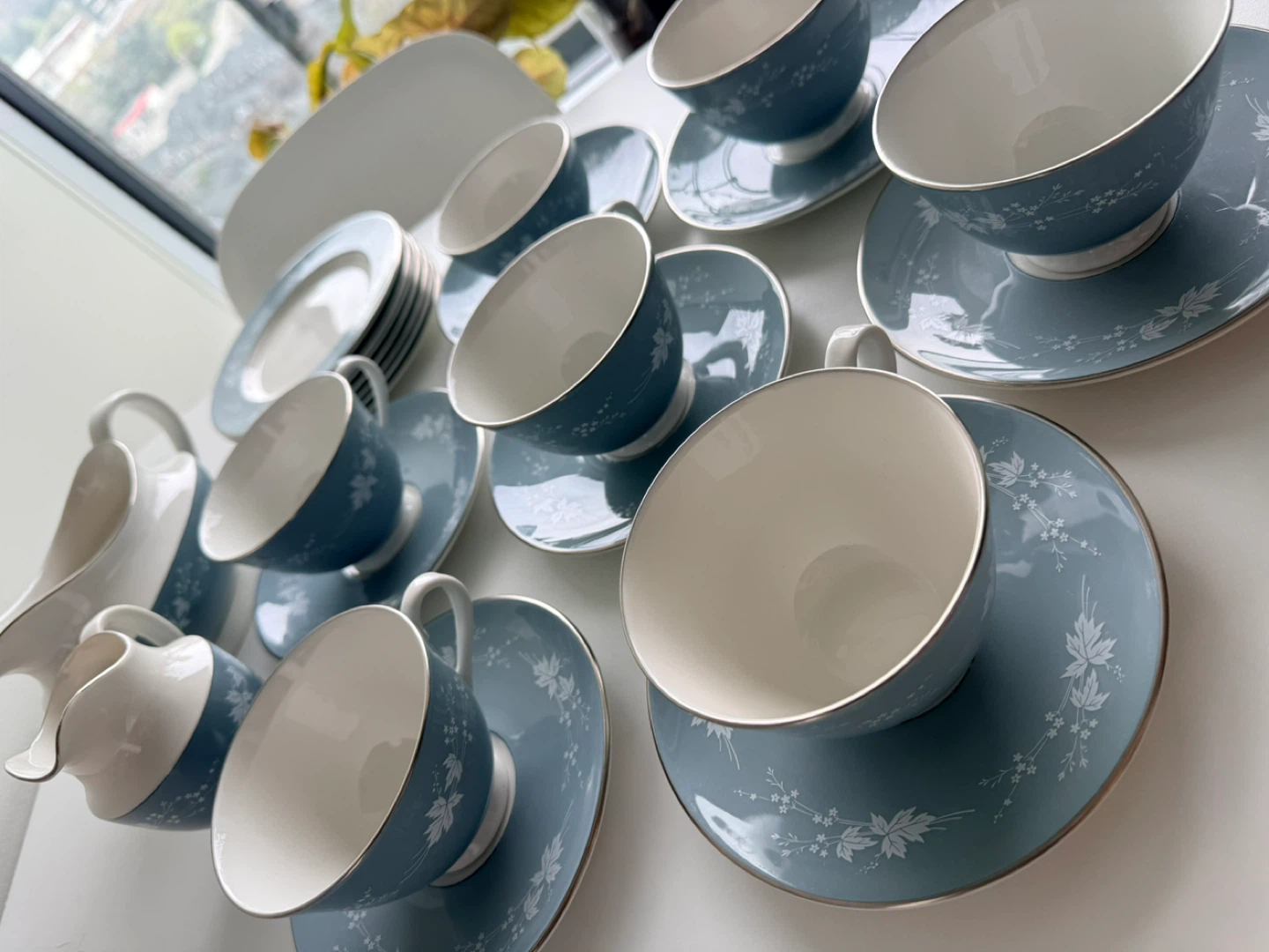 Blue Floral Tea Set with Creamer and Gravy Boat - photo 2