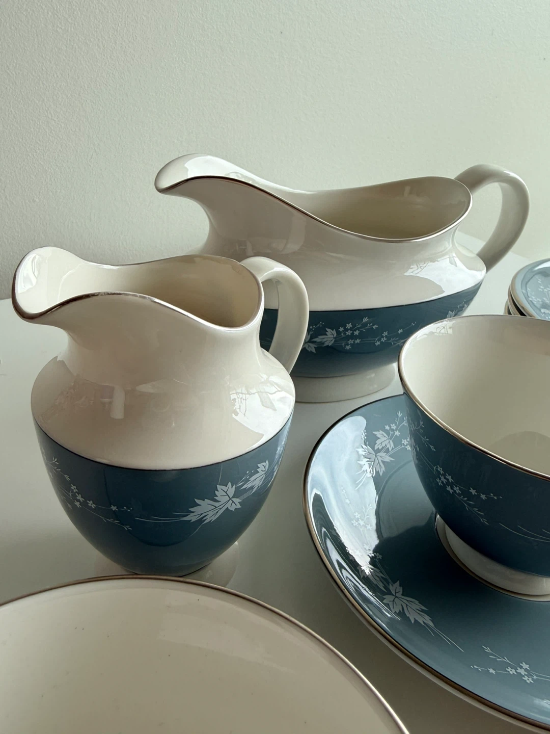 Blue Floral Tea Set with Creamer and Gravy Boat - photo 4