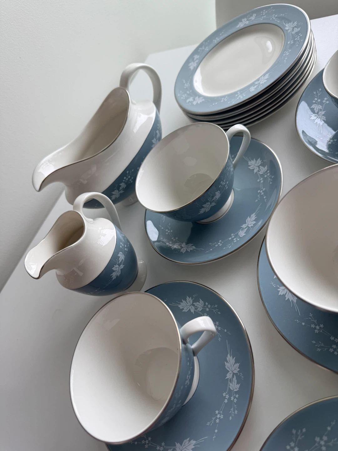 Blue Floral Tea Set with Creamer and Gravy Boat - photo 3