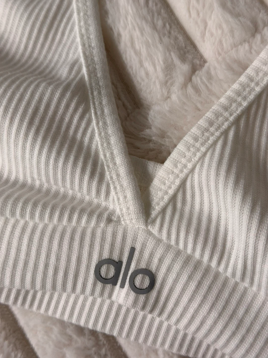 ALO Yoga Ribbed Bra - photo 2