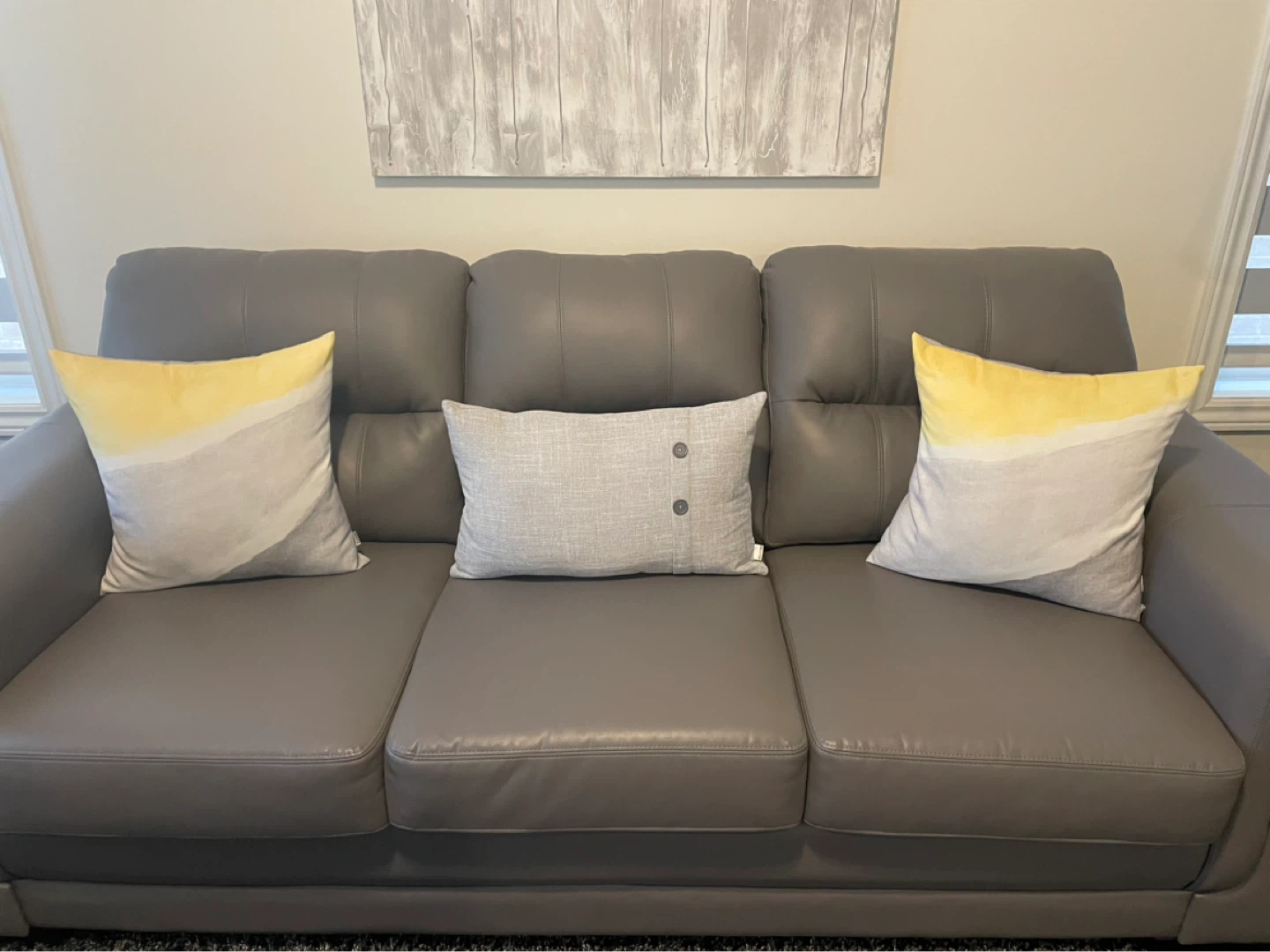 Bouclair cushions set of 5