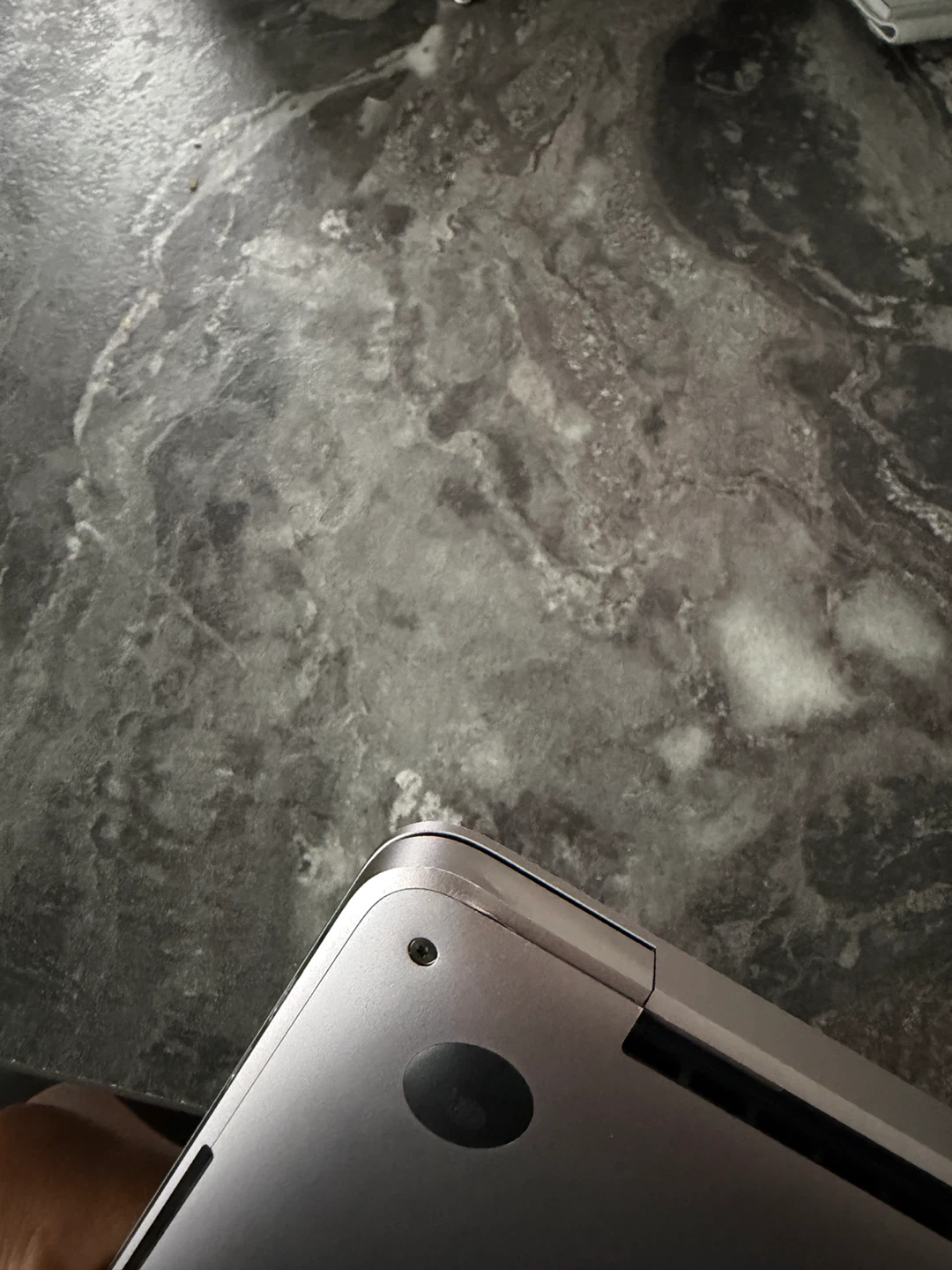 2020 MacBook Pro 13-inch - photo 4