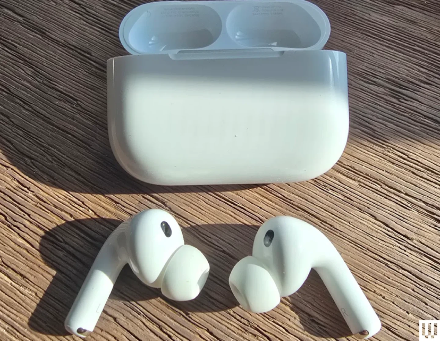 Apple AirPods Pro (3nd Generation) - photo 3