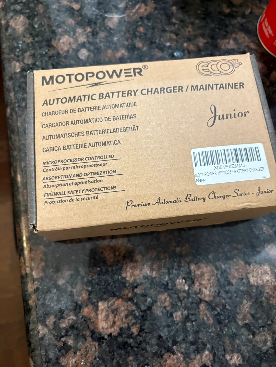 MOTOPower Automatic Battery Charger / Maintainer Junior