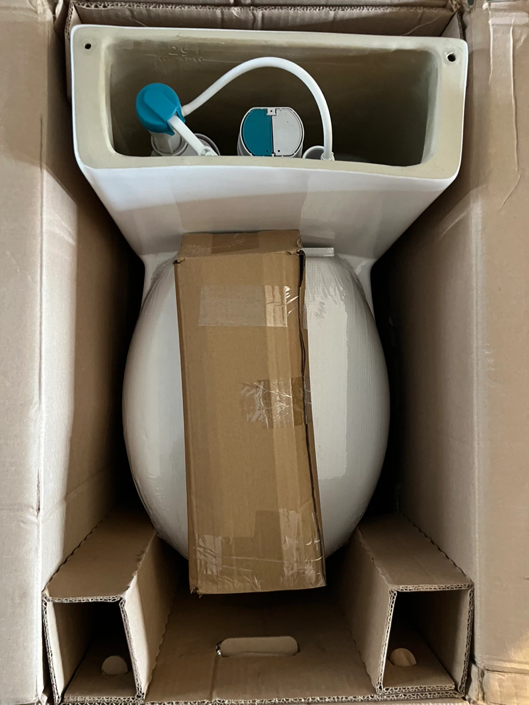 White Toilet Bowl and Tank Set - photo 3