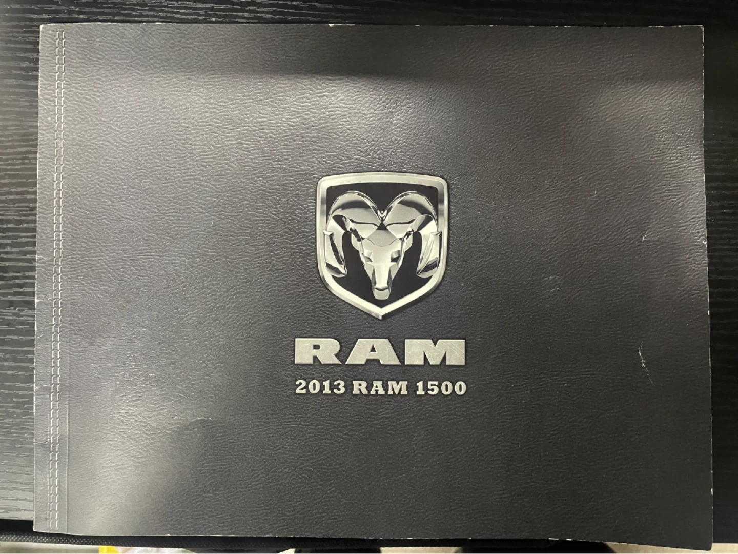 2013 Dodge Ram sales brochure/ booklet