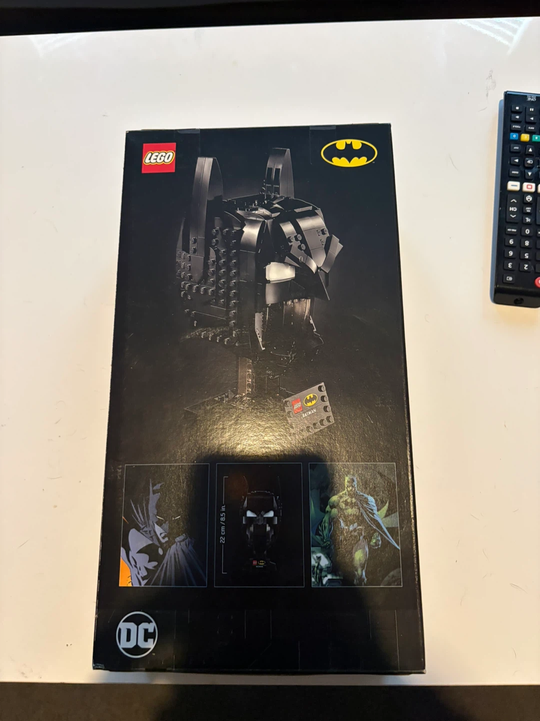 LEGO Batman Cowl 76182 - 410 Pieces