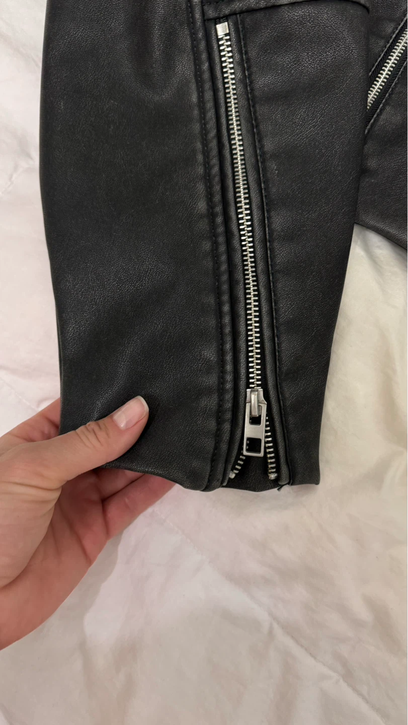 ZARA Cropped Faux Leather Jacket - photo 5