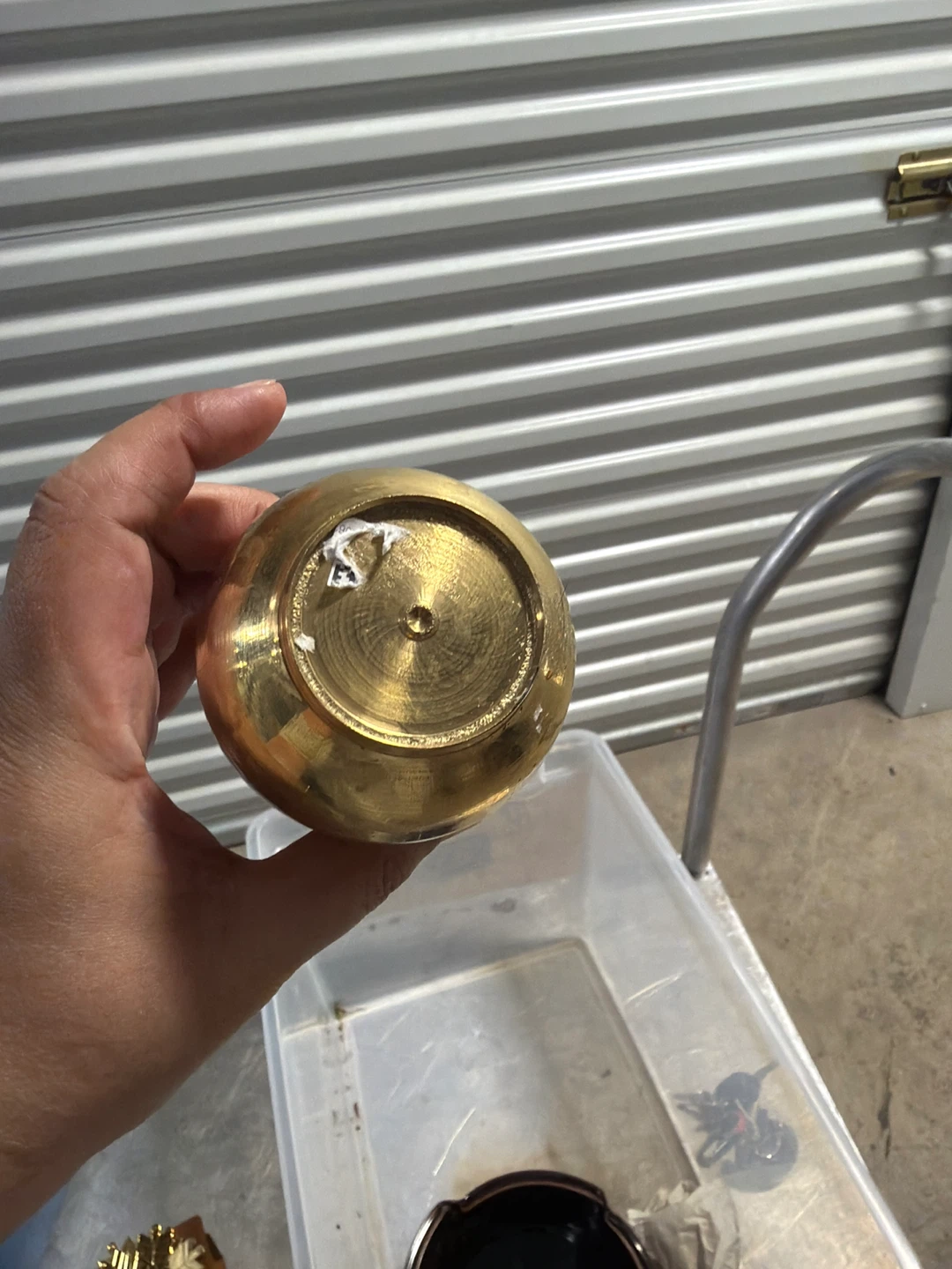 Small Brass Vase - photo 2