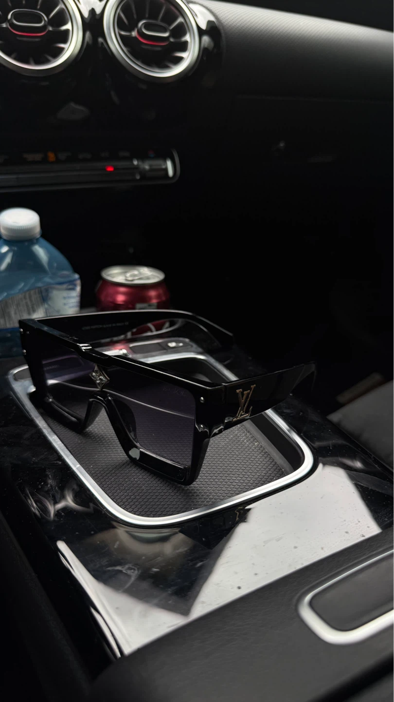 Black Louis Vuitton Sunglasses
