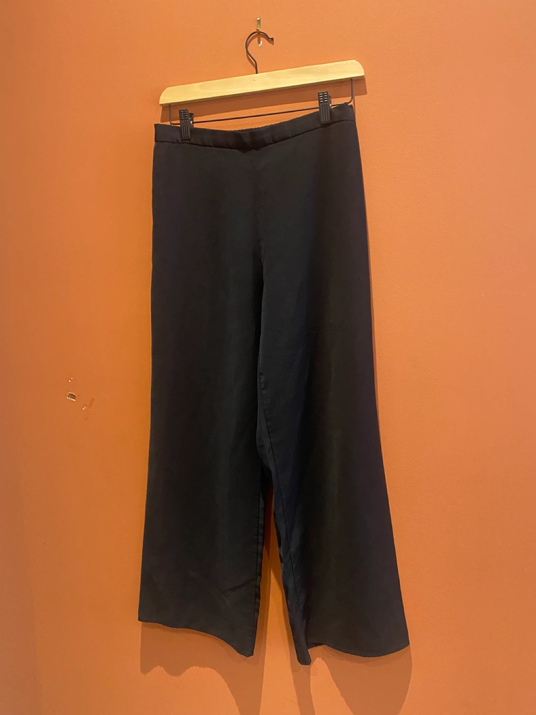 Women's Black Cropped Wide-Leg Pants