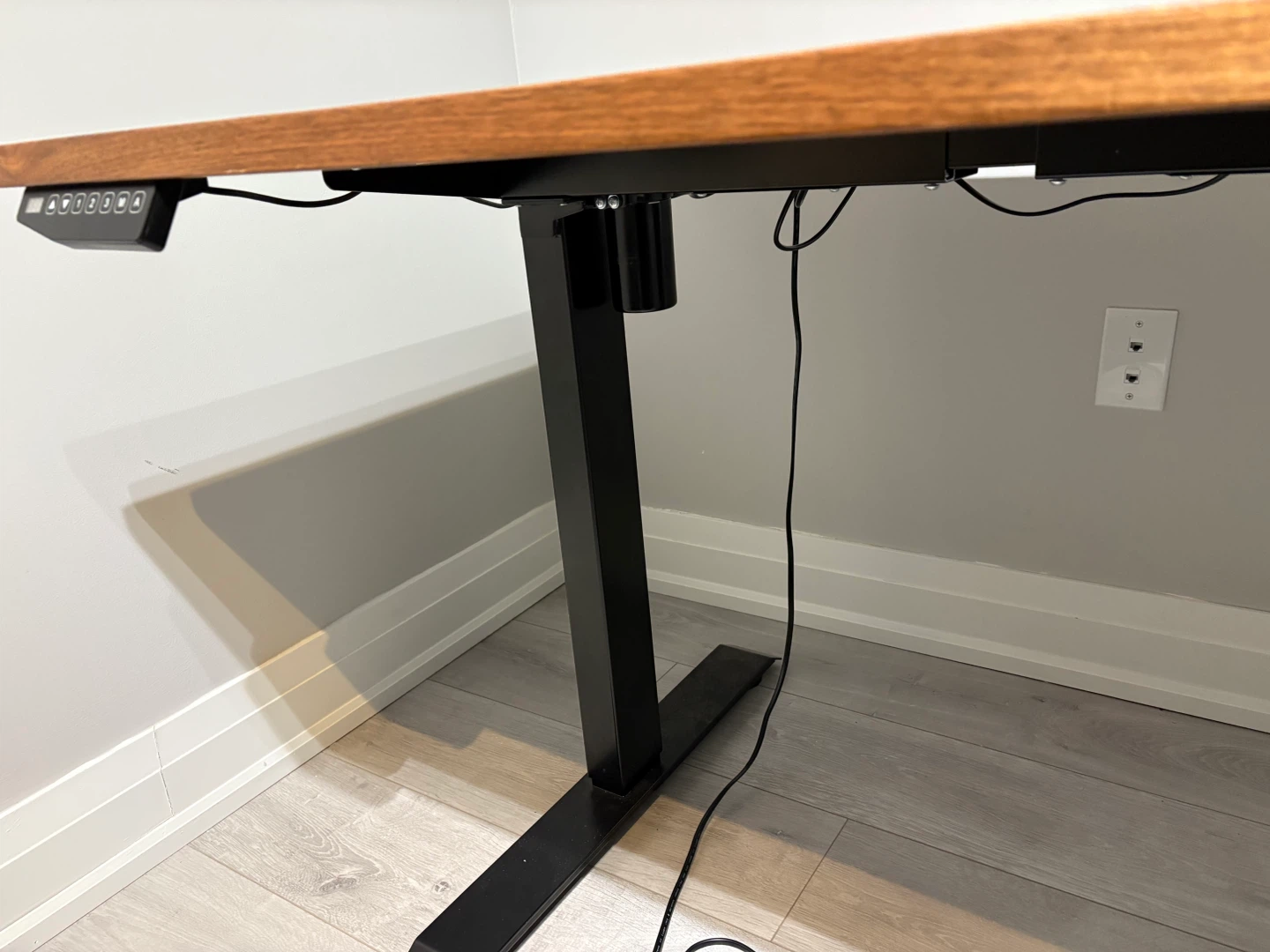Anthro Adjustable Standing Desk - photo 3