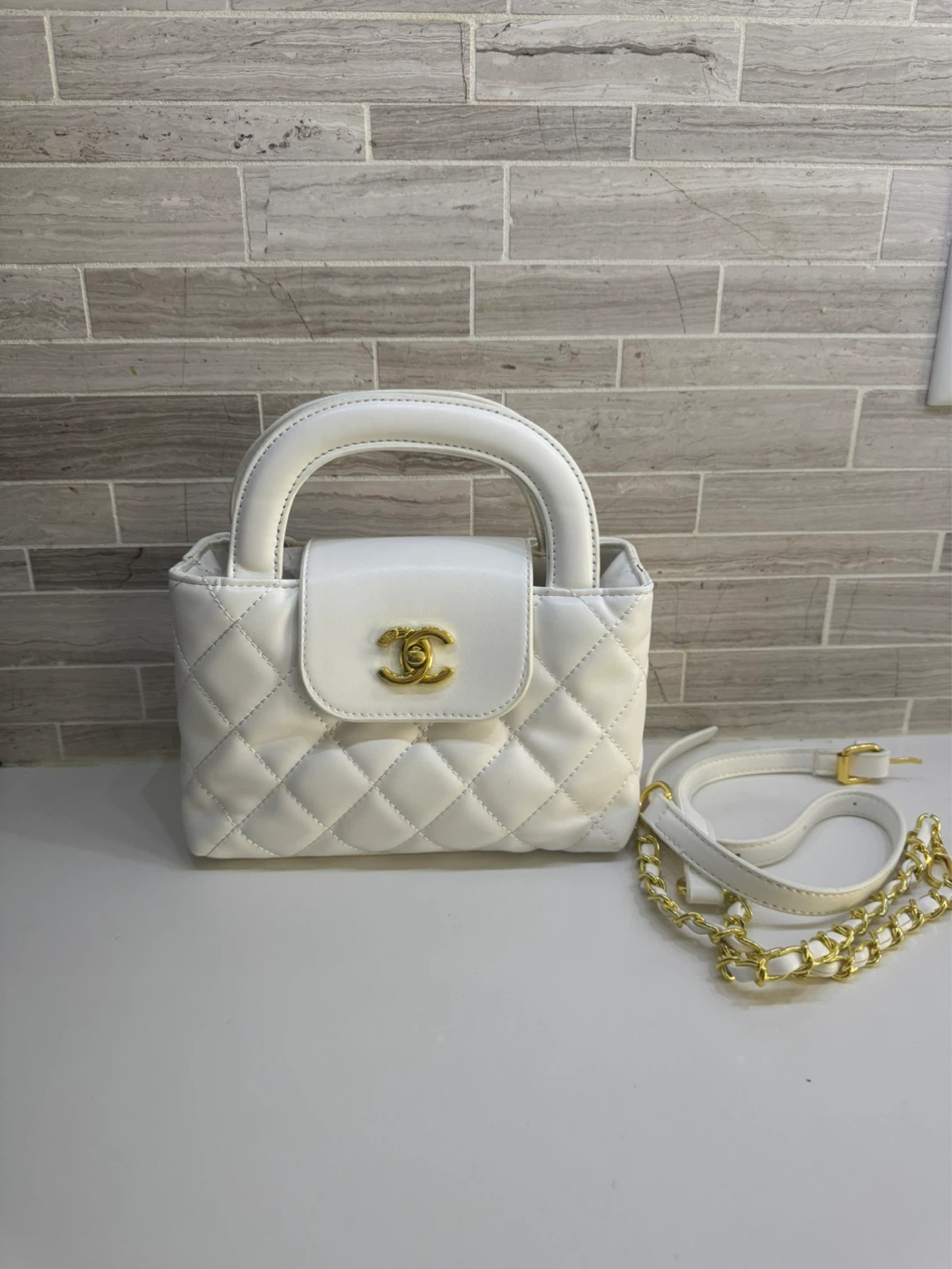 White Quilted Handbag with Gold Chain Strap