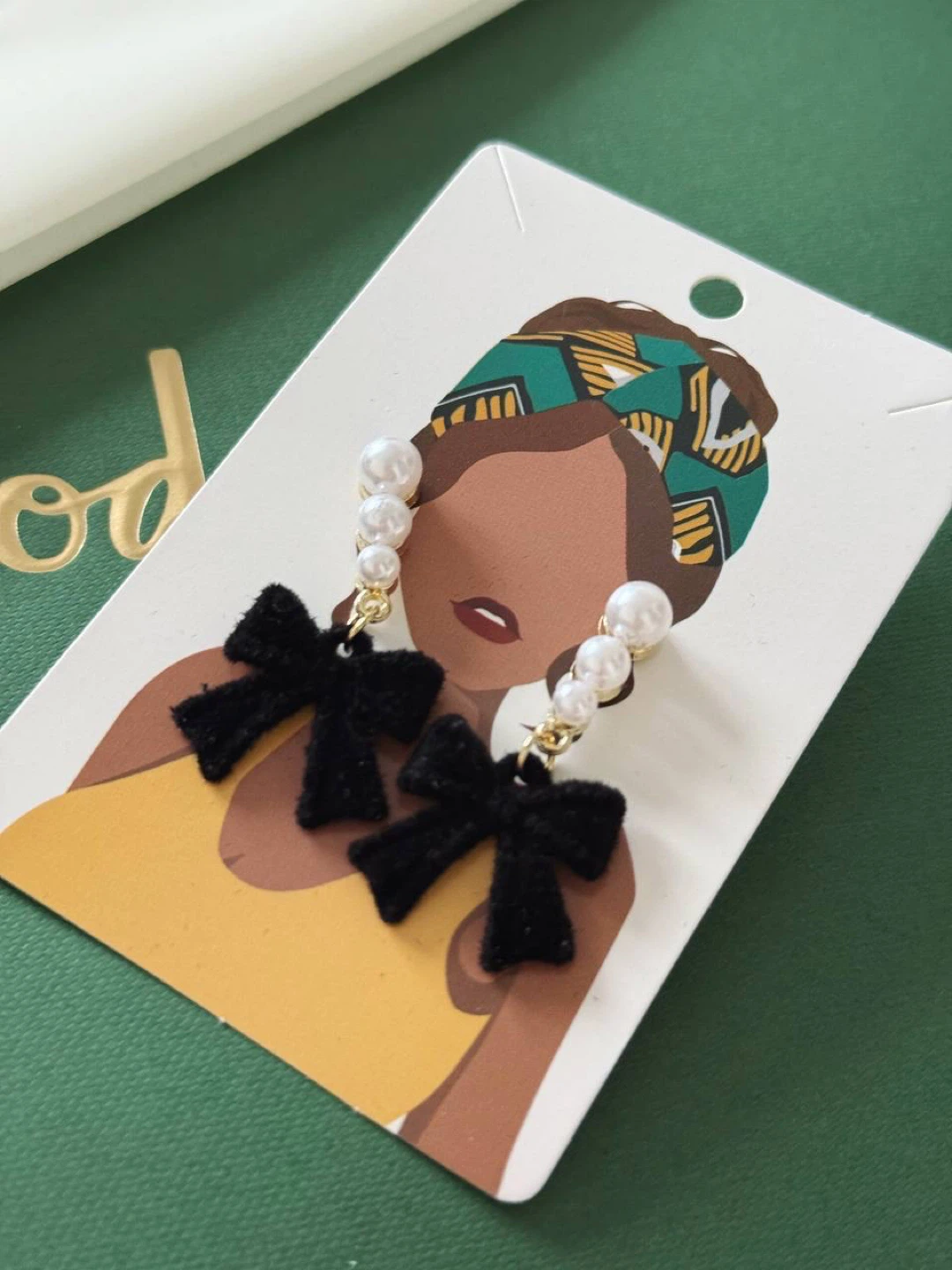Black Velvet Bow Pearl Earrings - photo 4