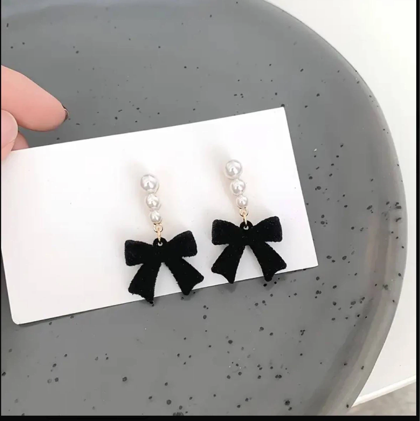 Black Velvet Bow Pearl Earrings - photo 5