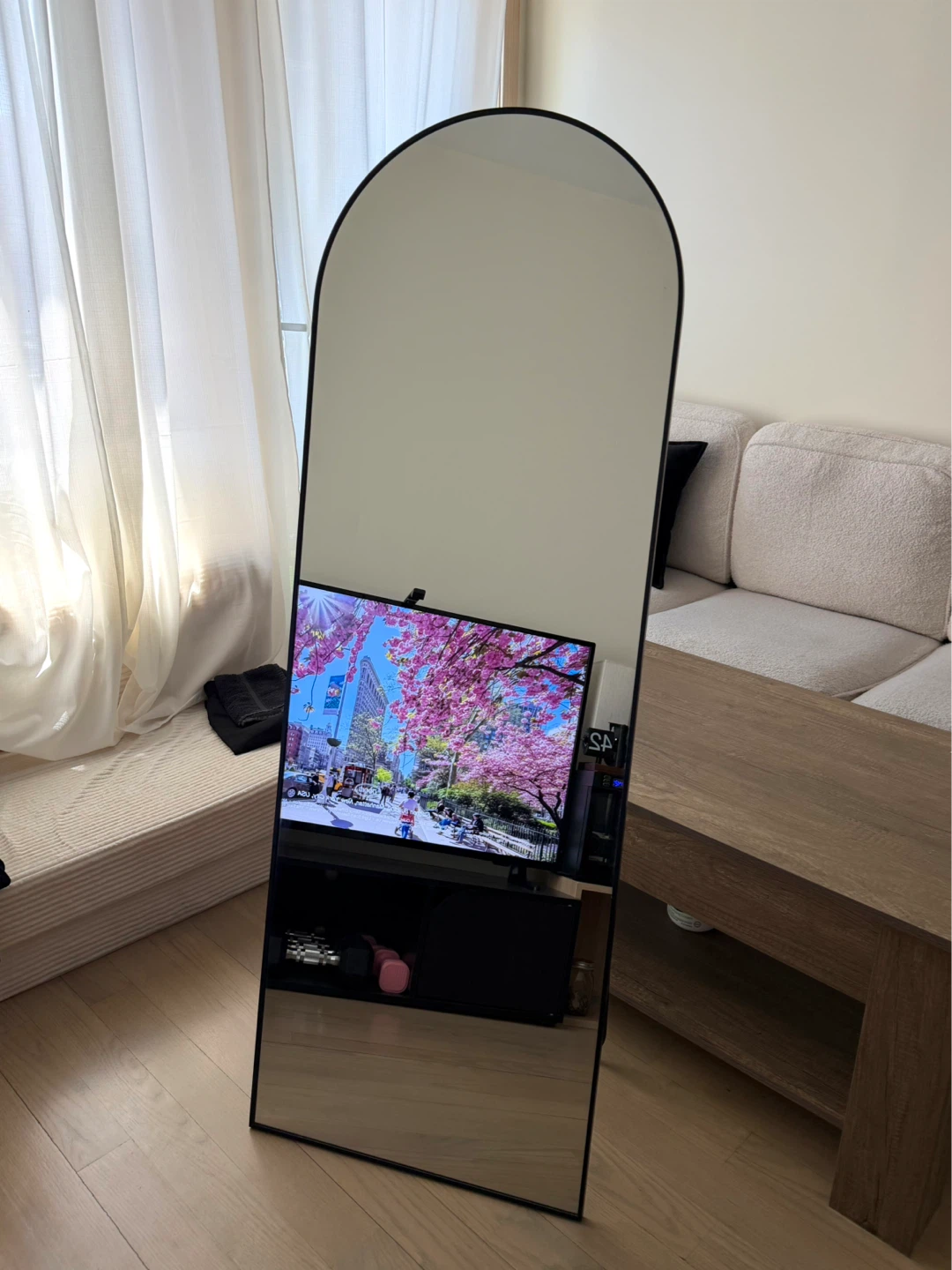 Arch Top Standing Mirror - Black