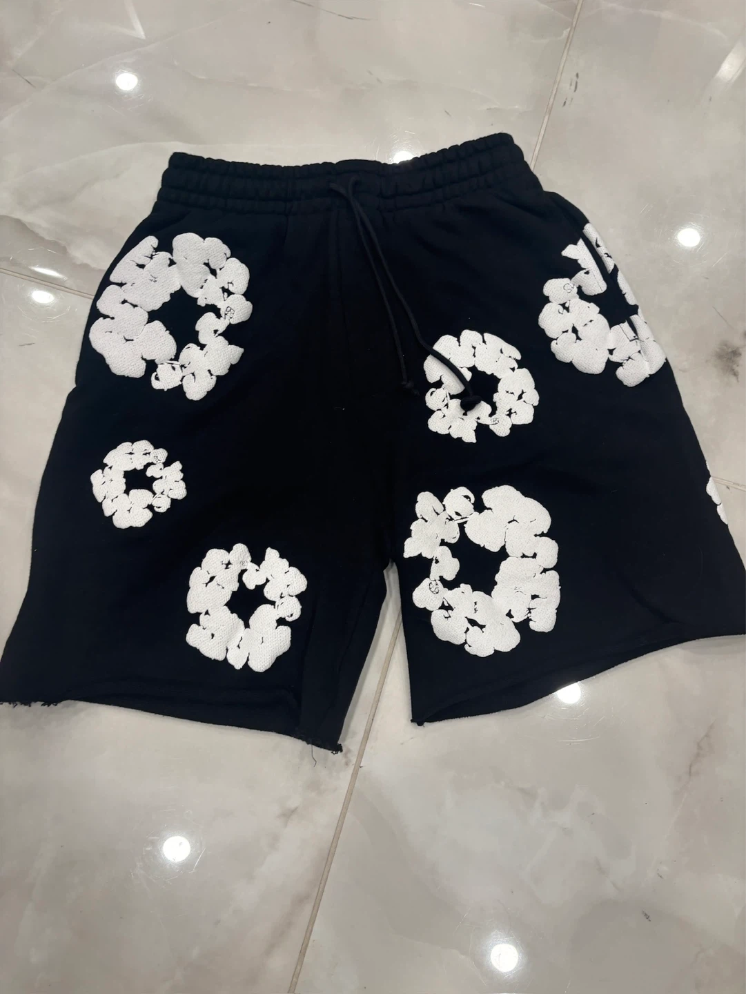 Denim Tears Black Shorts with White Graphic Print - Size S - photo 4