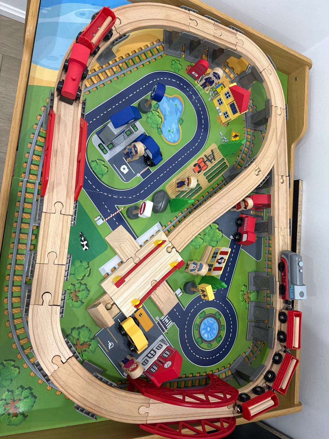 Kids Toy Train Table with Storage (100+ pieces) - photo 4
