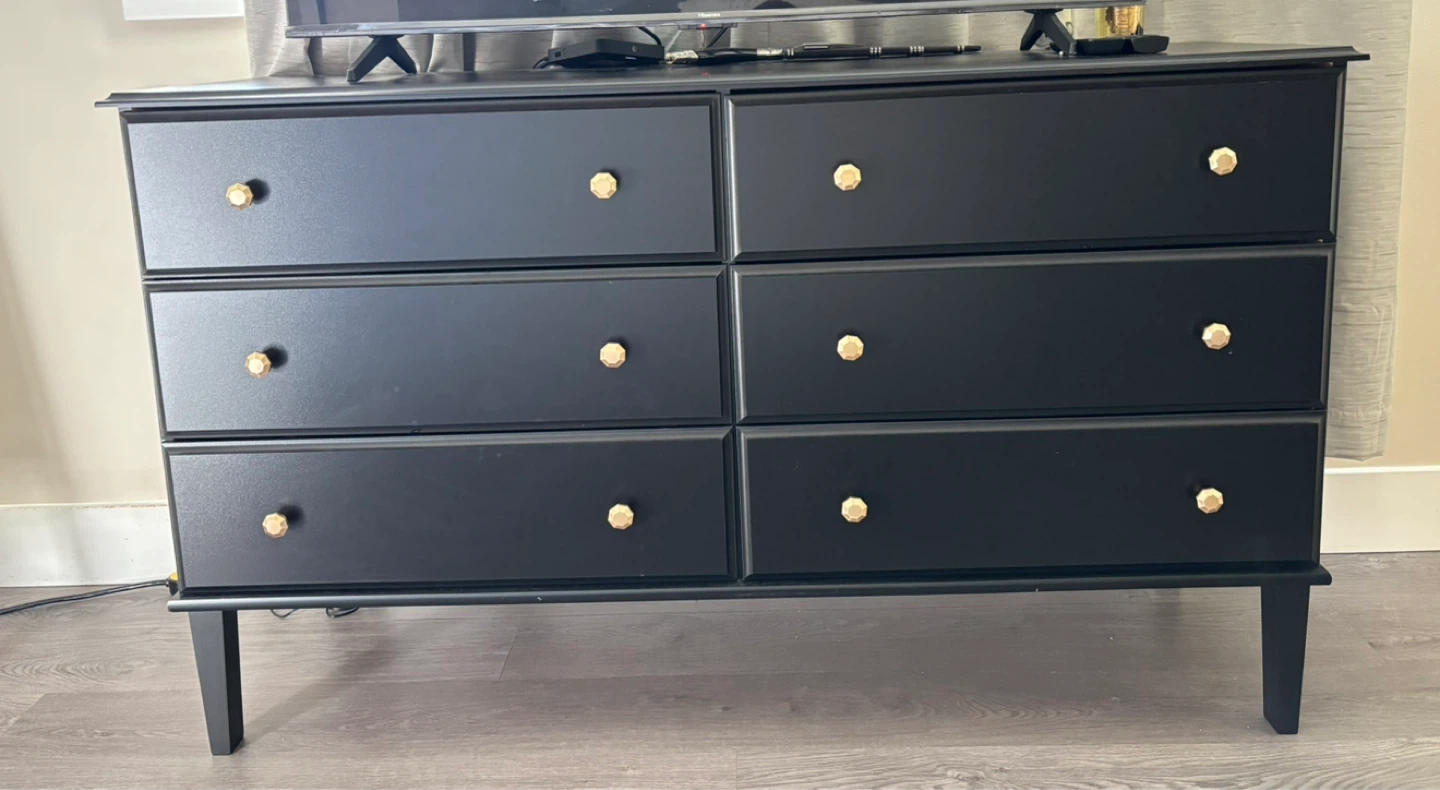 Black 6-Drawer Dresser with Gold Knobs