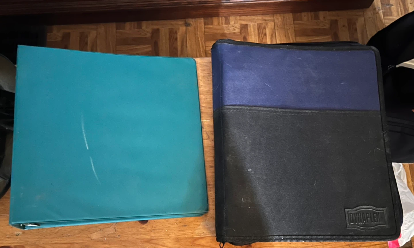 Two Binders: Teal and Black/Blue Zippered Binder - photo 4