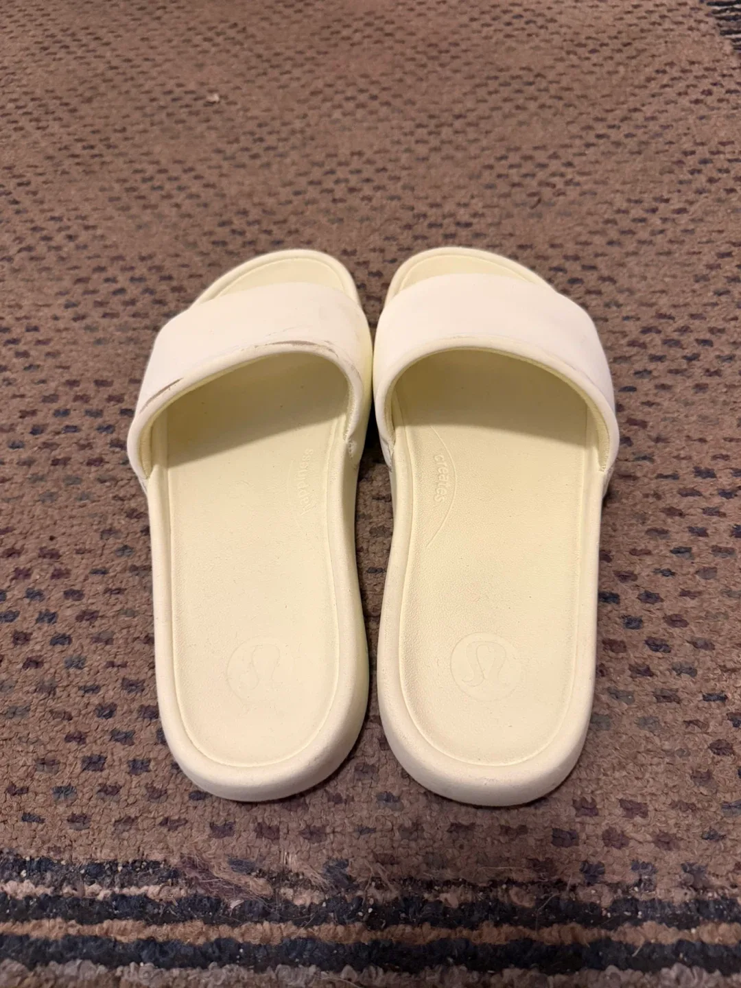 Lululemon Slides