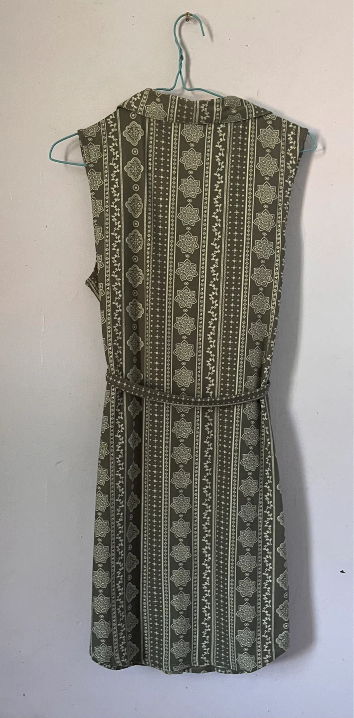 Women's Sleeveless Dress - photo 2