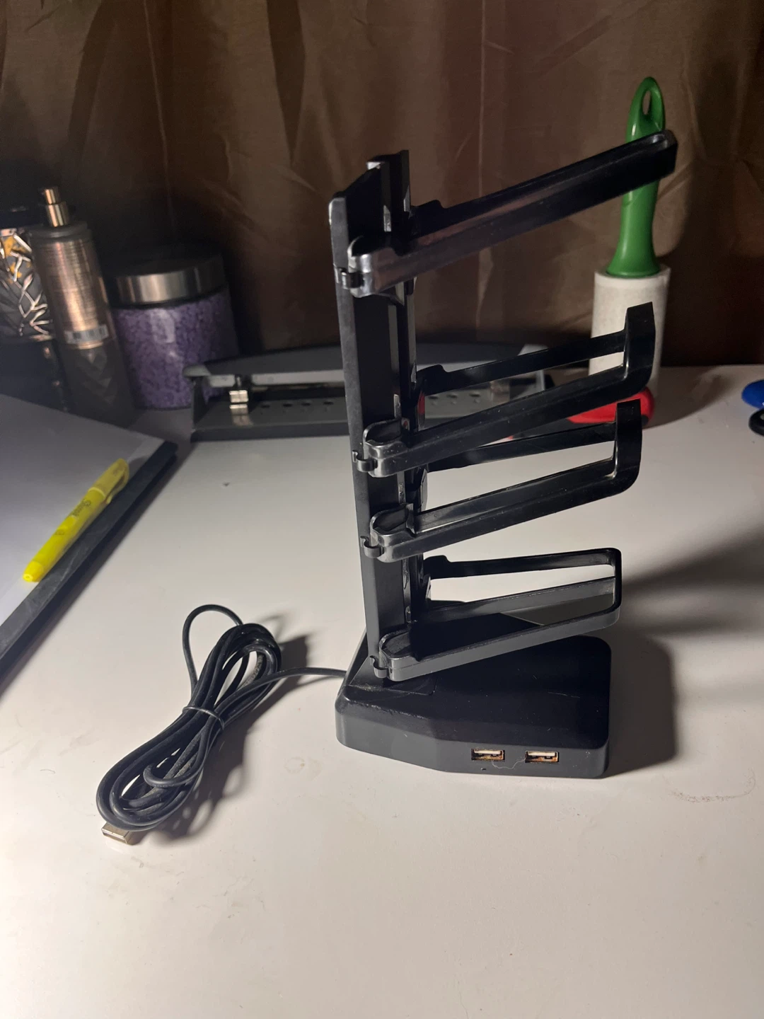 Black 5-Slot Charging Station with USB Ports