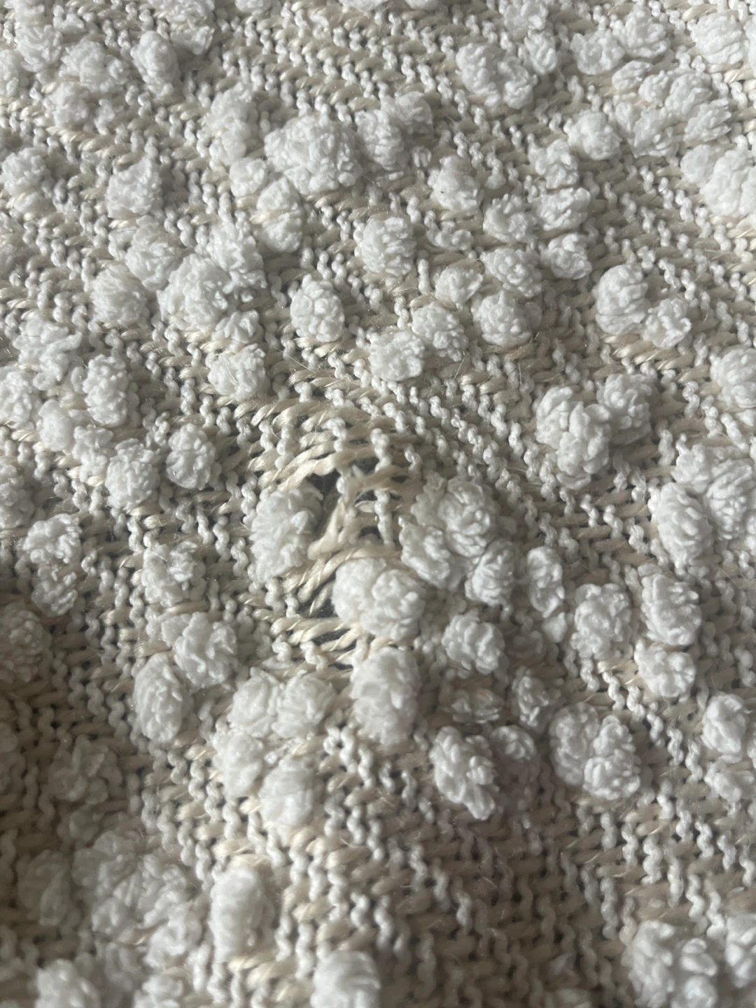 Cream Textured Throw Blanket #Freecycle - photo 3