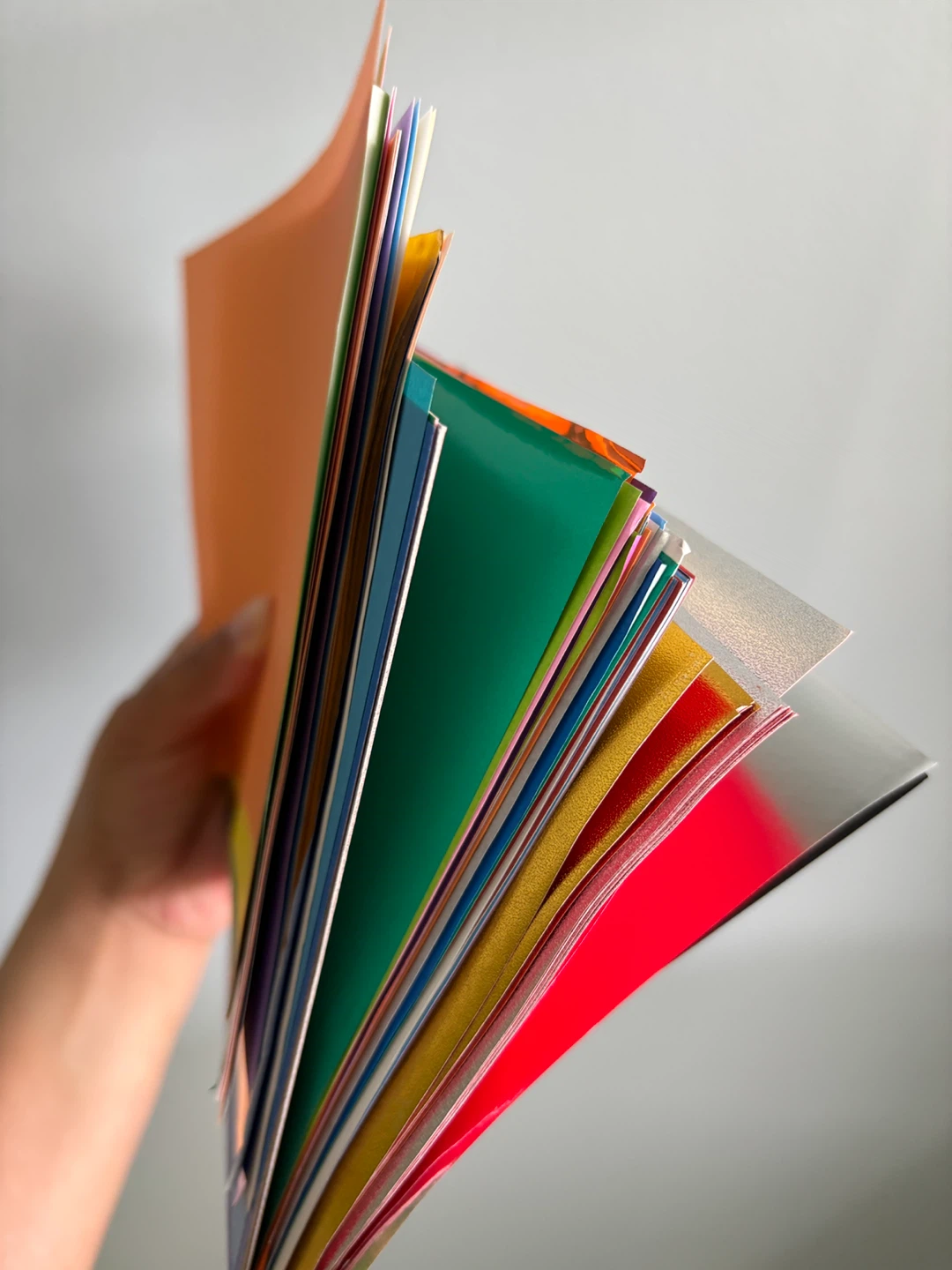 assorted colours square papers - photo 3