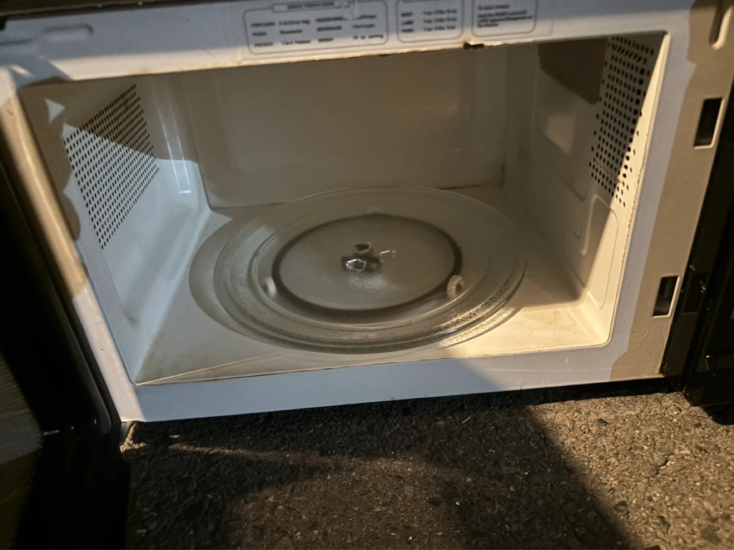 Microwave - photo 4