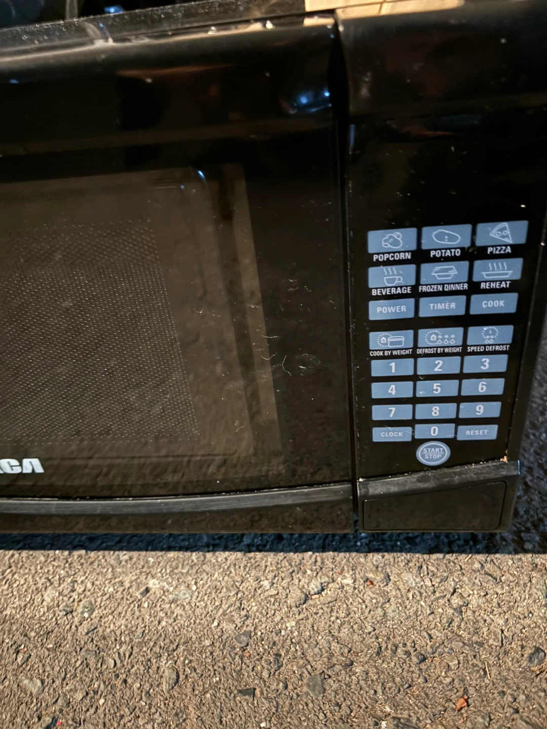 Microwave - photo 2