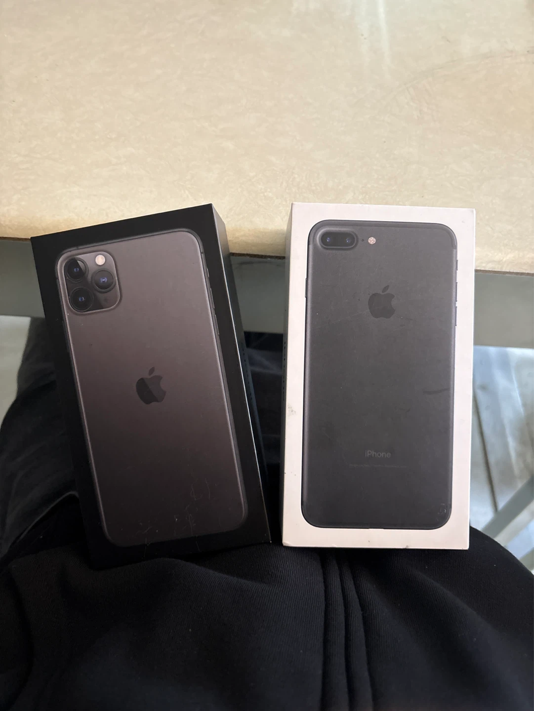 Apple iPhone 11 Pro & iPhone 7 Plus