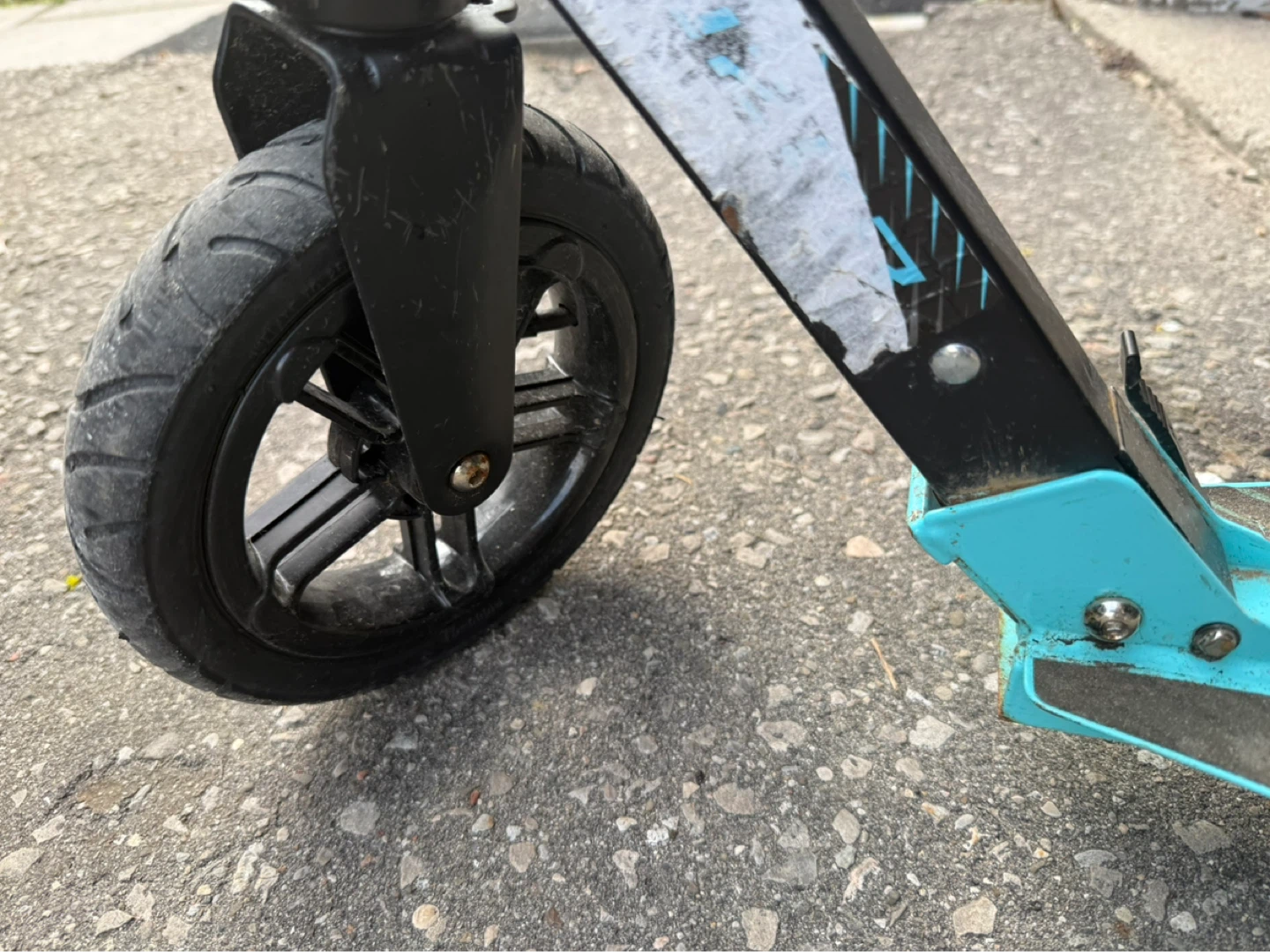Razor Cruiser Scooter - Teal