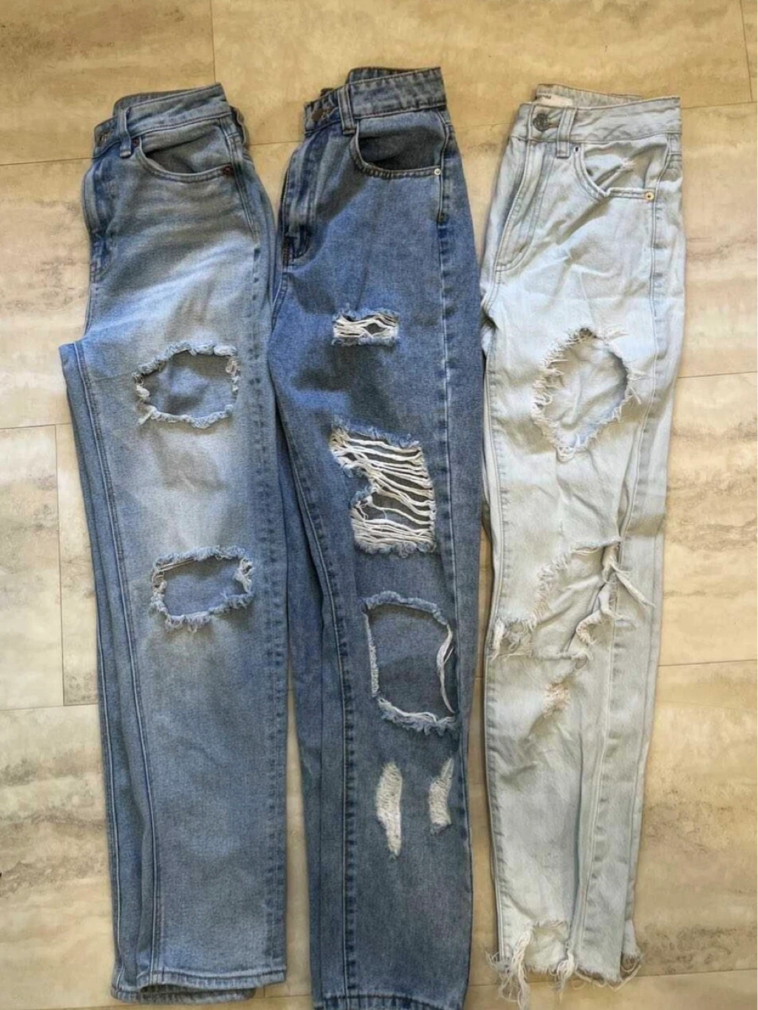 Size 0- Three pairs of ripped denim jeans