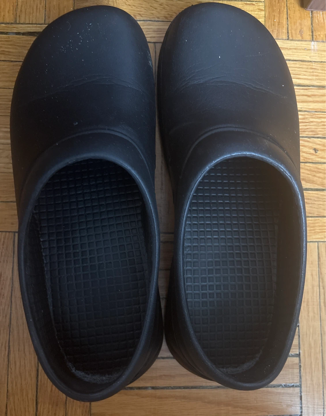 WAKO Black Slip-Resistant Clogs shoes - photo 2